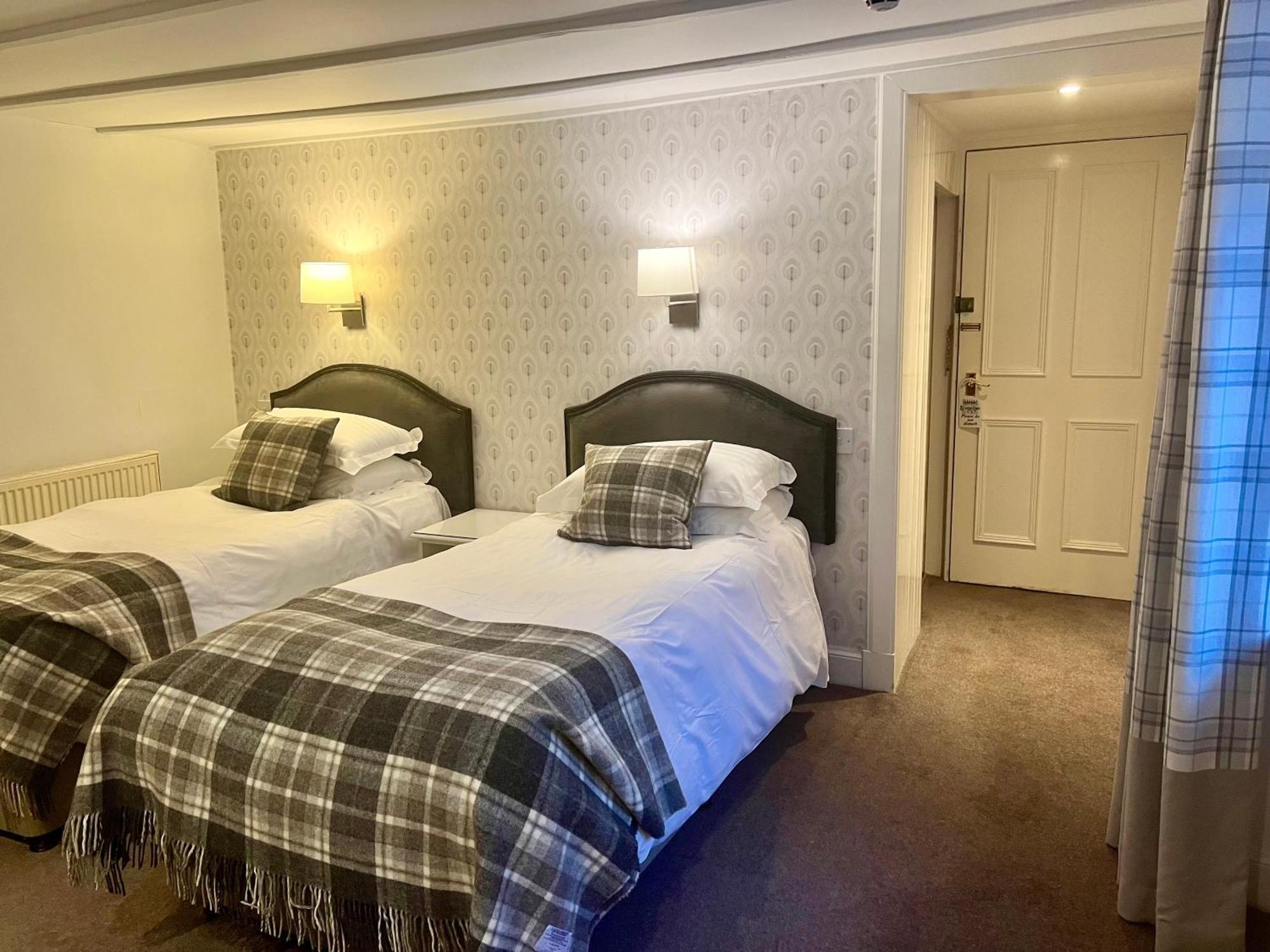 Selkirk Arms Hotel Kirkcudbright Zewnętrze zdjęcie