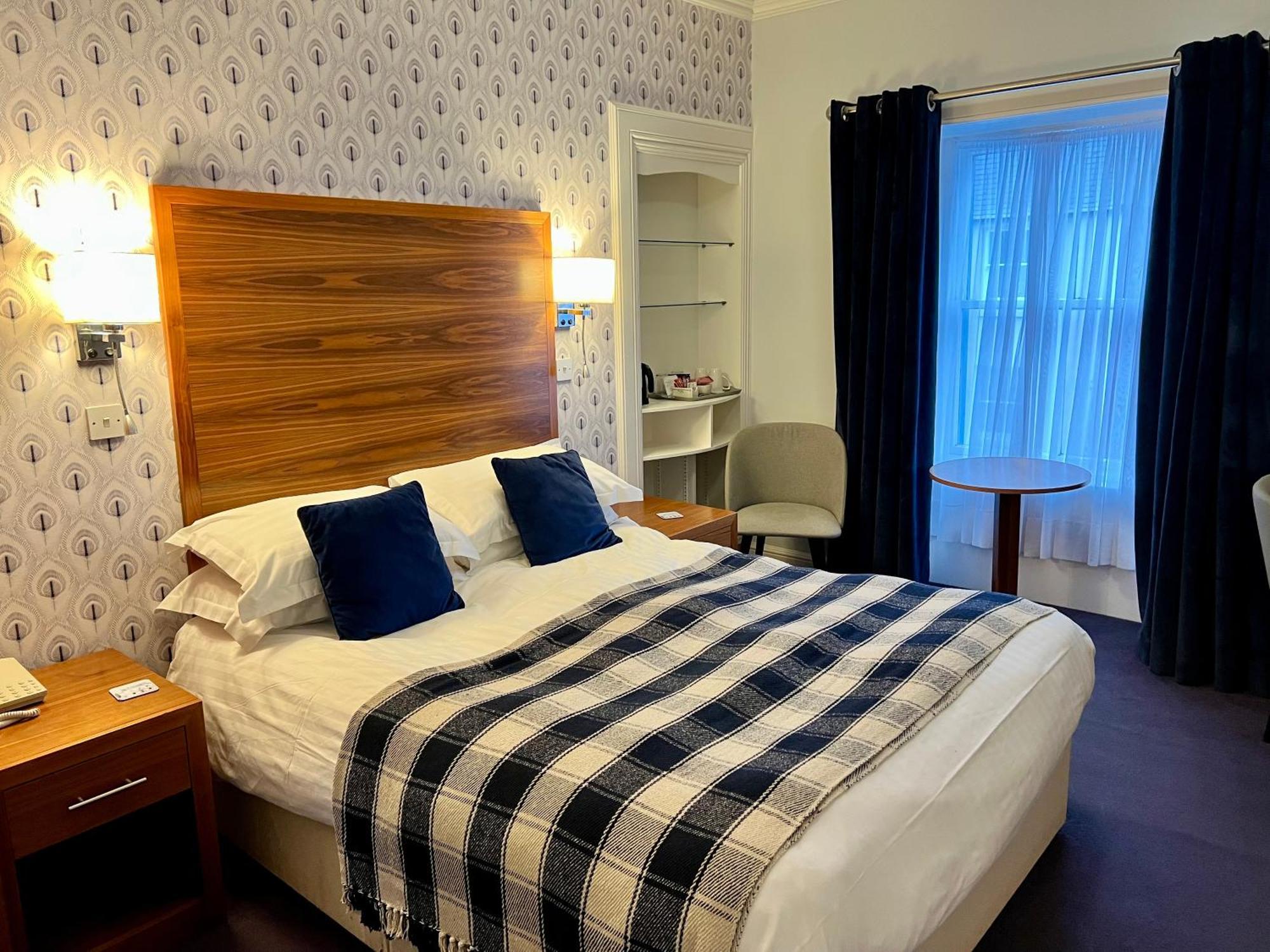 Selkirk Arms Hotel Kirkcudbright Zewnętrze zdjęcie