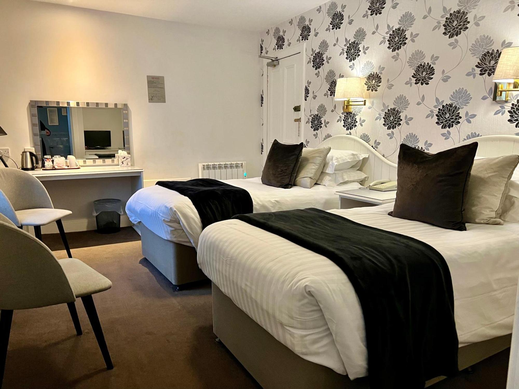 Selkirk Arms Hotel Kirkcudbright Zewnętrze zdjęcie